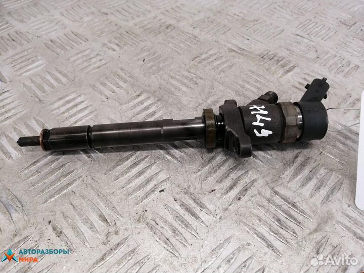 Форсунка Peugeot 206 рест. 2006 1609850580