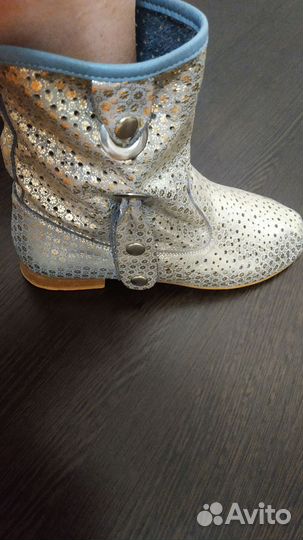 Бомбические кожаные полусапожки 35 36 р