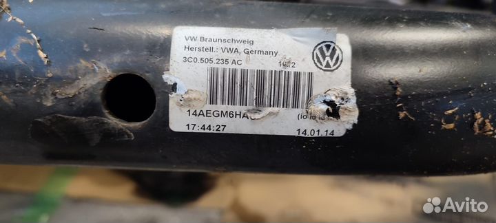 Volkswagen Passat B7 Задний подрамник балка