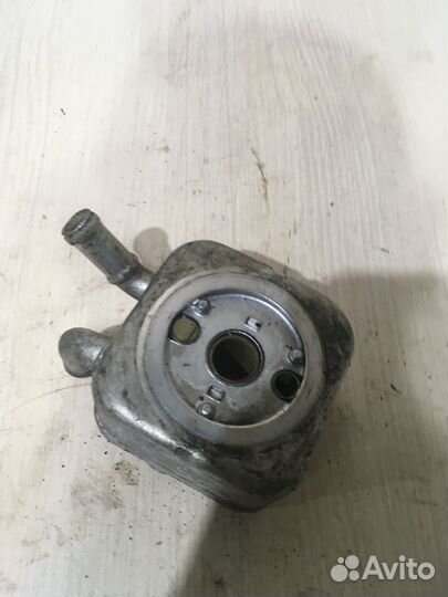 Радиатор масляный Ауди А6 С5 2.5 AKN AFB 059117021