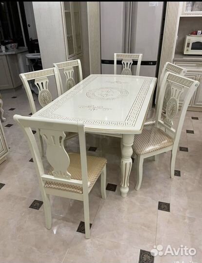 Стол стул версачи