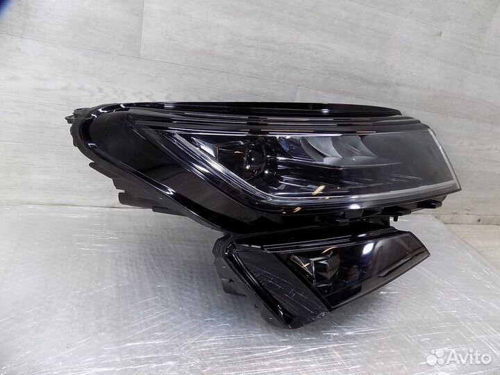 Фара правая Skoda Kodiaq