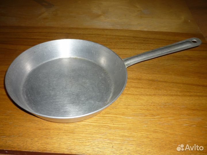Сковорода с крышкой