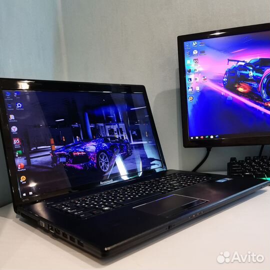 Lenovo 17.3 SSD RAM12GB I3 AMD