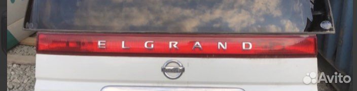Накладка на багажник nissan elgrand