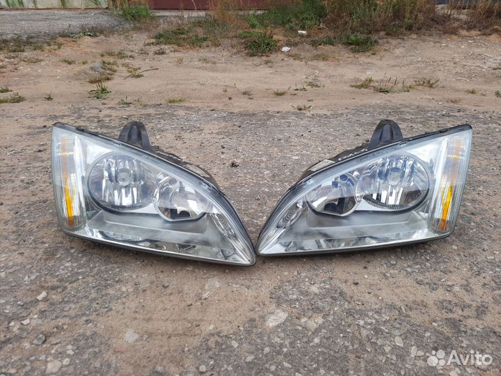 Фара Форд Фокус 2