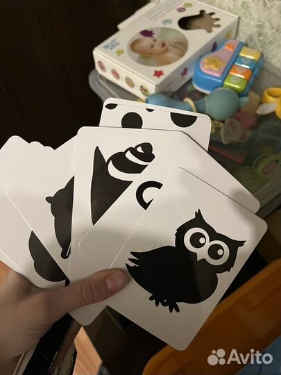 Черно-белые карточки для новорожденных