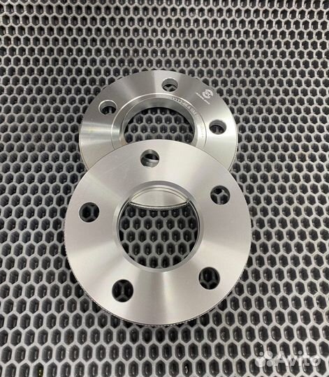 Проставки колеса 10мм 5х112 Mercedes Audi