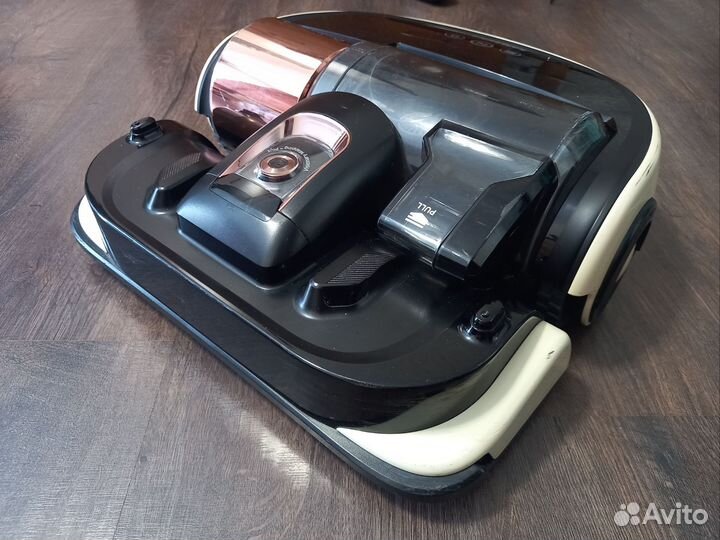 Робот-пылесос Samsung VR9000 VR20H9050UW