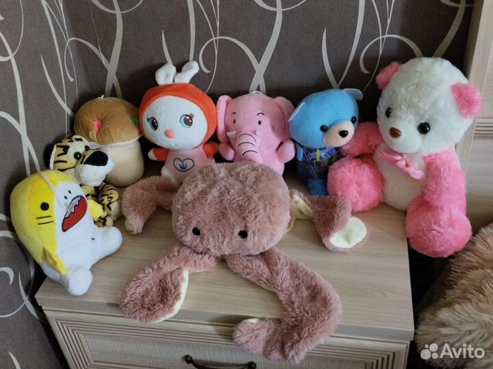 Мягкие игрушки пакетом и 2 круга