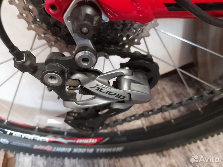 Велосипед GT Avalanche Sport