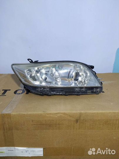 Toyota Rav4 XA30 Фара правая