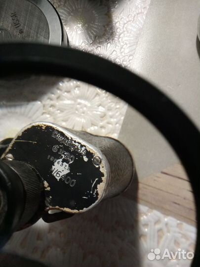 Биноклъ Карл Цейс