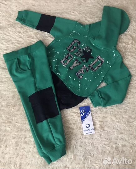 Костюм для мальчика новый