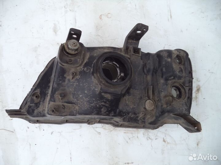 Фара правая Honda Cr-V