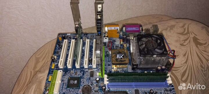 Материнская плата