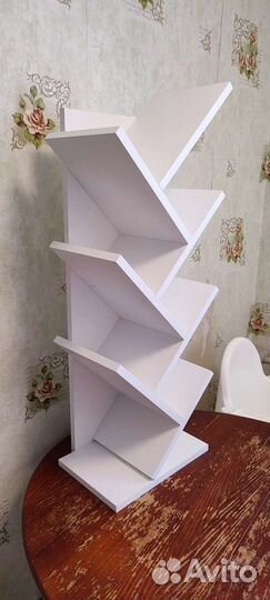 Полка настенная белая