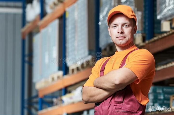 Сотрудник склада маркетплейса