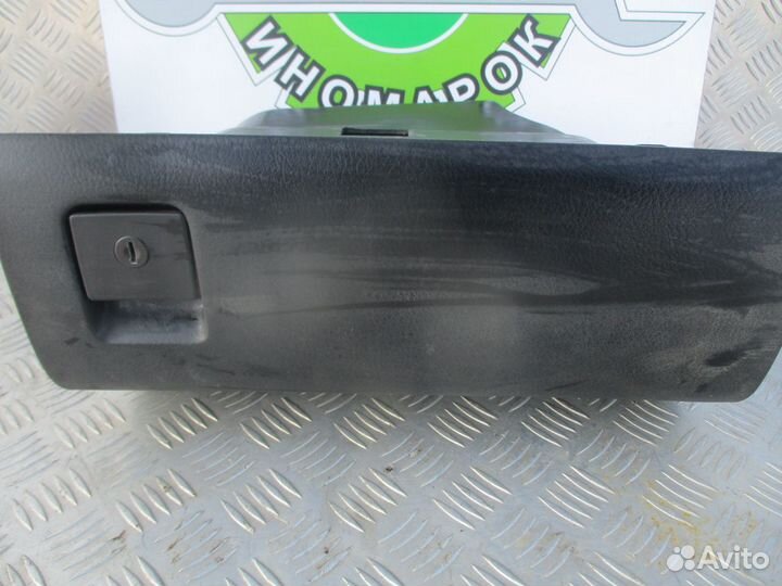 Бардачок Volkswagen Passat B3