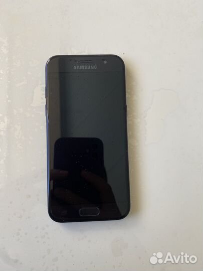 Samsung Galaxy A3 (2017) SM-A320F/DS, 2/16 ГБ