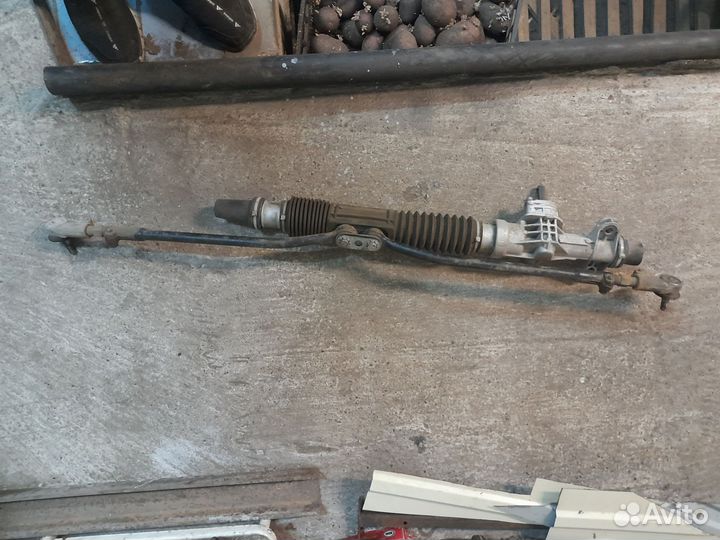 Рулевая рейка на гранту