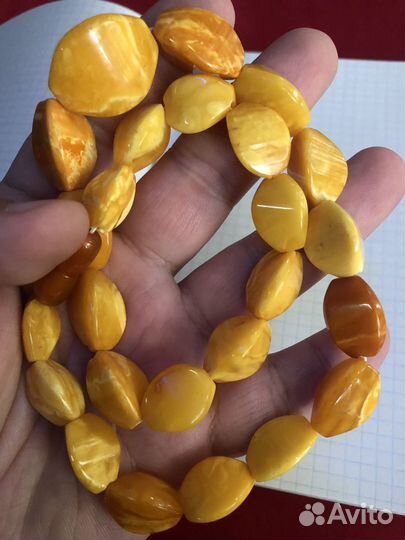 Оценка янтарных украшений СССР