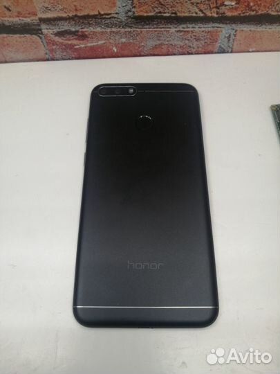 Honor 7C(AUM-L41) на запчасти