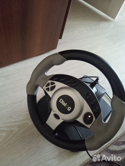 Игровой руль + педали dialog