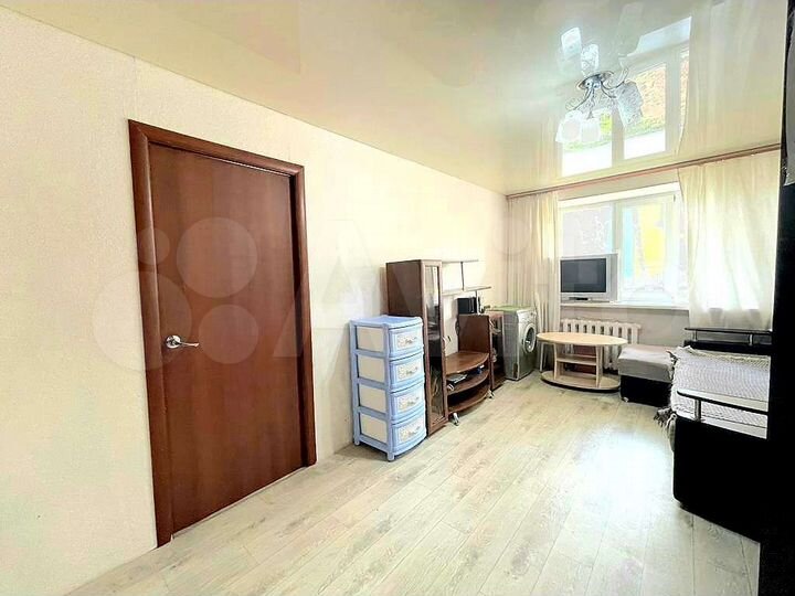 2-к. квартира, 40 м², 1/5 эт.