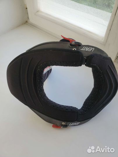 Защита шеи leatt