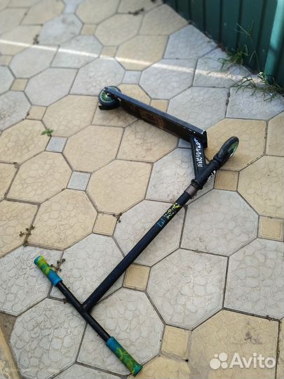 Трюковой самокат стрит