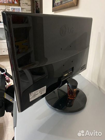 Монитор LG Flatron IPS236V-PNX 23