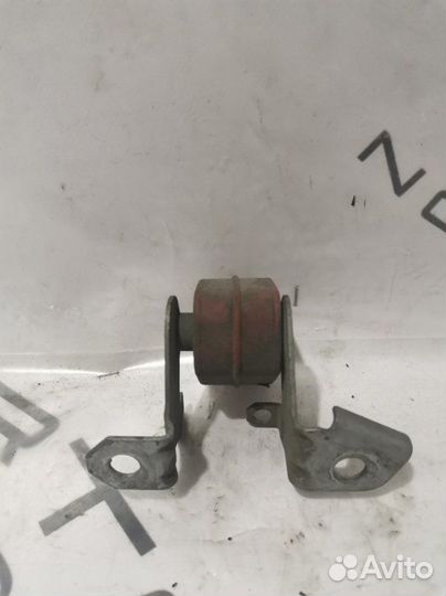 Крепление глушителя Audi A6 (C6,4F) 2005-2011