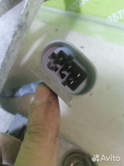 Трапеция стеклоочистителя Renault Laguna