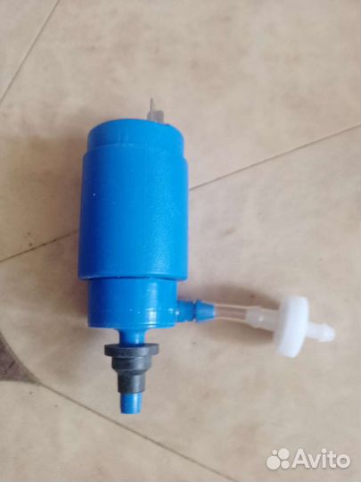 Насос (моторчик) омывателя 2110