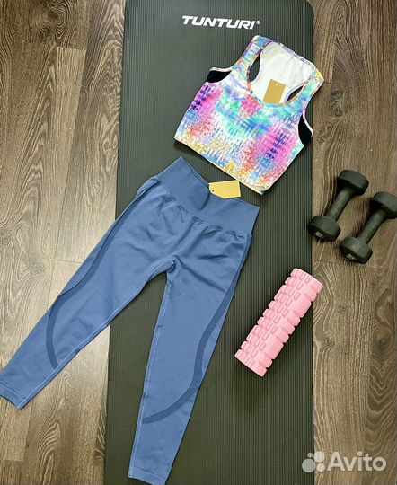 Форма спортивная новая леггинсы топ 44