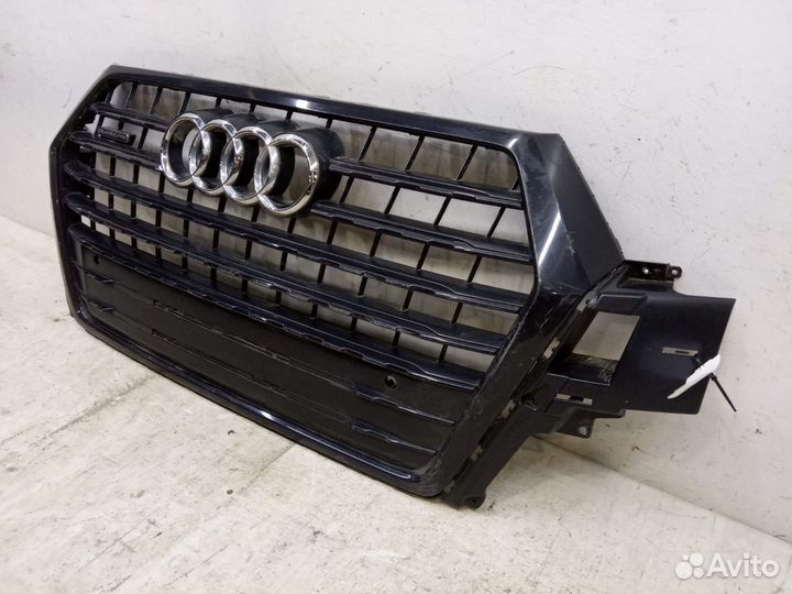 Решетка радиатора Audi Q7 4M 2015-2019