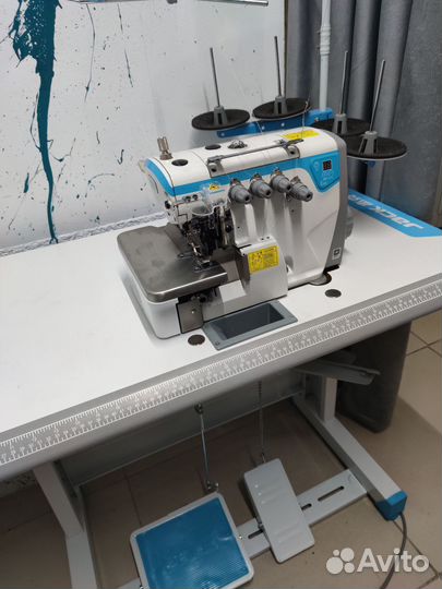 Оверлок Jack E4S-4-M03/333