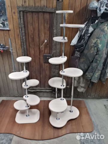 Подставка под цветы