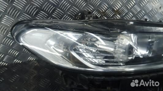 Фара правая ford mondeo 5 (YNP18MU01)