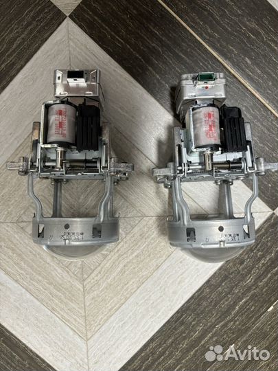 Биксеноновые линзы оригинал фольксваген пассат сс