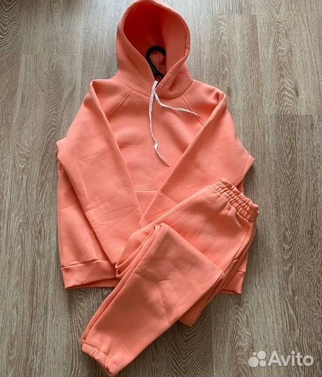 Спортивный костюм новый женский