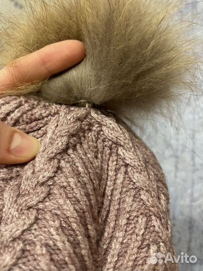 Шапка кепка с меховым помпоном