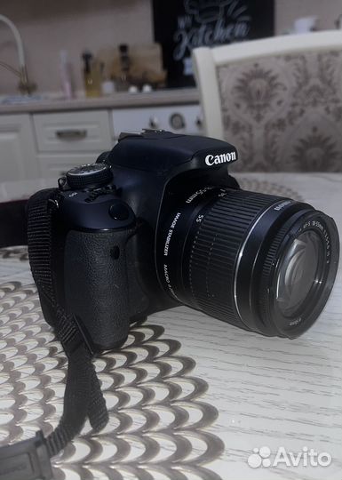Фотоаппарат Canon 600d