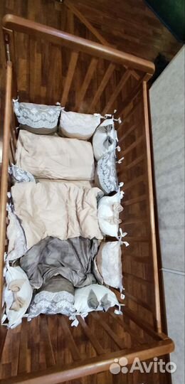 Детская кроватка