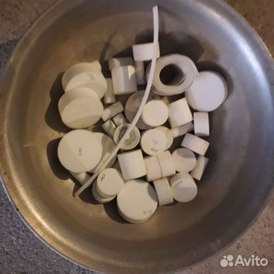 Пластины из фторопласта 25х25 СССР 1980г на кухню