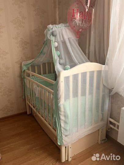 Детская кроватка с маятником Forest Malva