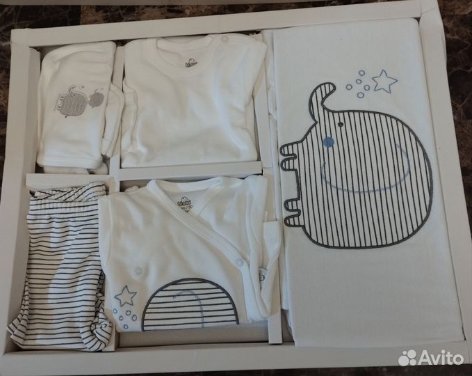 Набор на выписку малышам