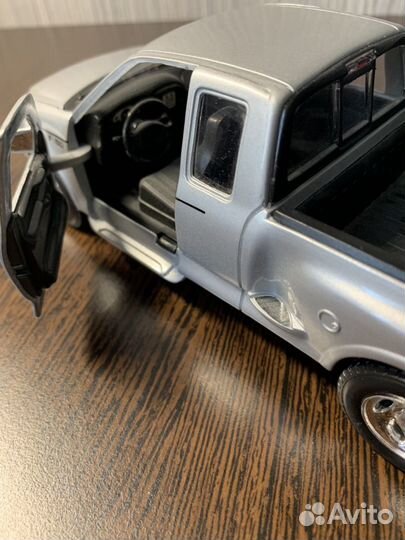 Коллекционная модель