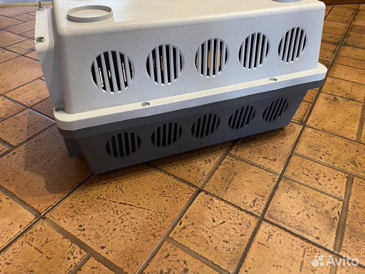 Продам клетку для собак